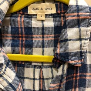 Cloth and stone buttondown shirt (small)